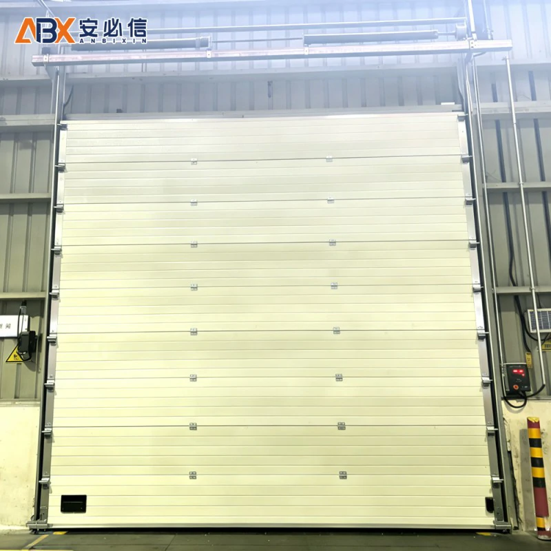 东莞铝板滑升门